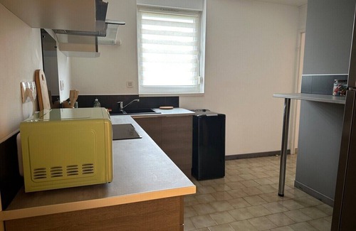Chablis House | Maison Seventies, climatisée, parking privé
