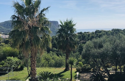 Cassis Apartment | MAISON SILVESTRI - LA GUITOUNE/Swimming pool, sea view