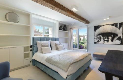 Saint-Tropez City Centre House | Maison Skyloft
