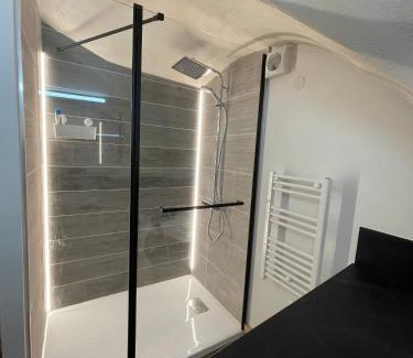 Monetier-les-Bains Apartment | Maison Stabatio Appartement Pierre