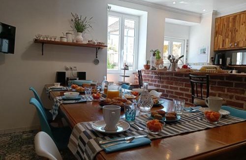 Saint-Vincent-Rive-d'Olt Bed & Breakfast | Maison sur le Lot
