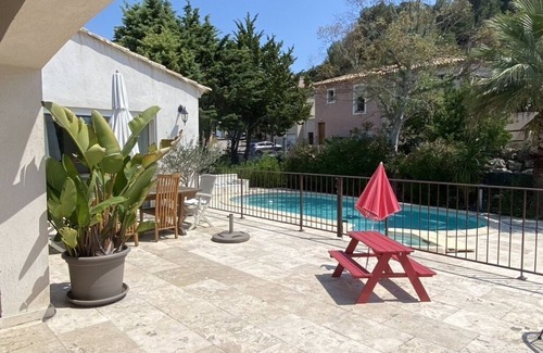 Ensues-la-Redonne House | Maison T3, Avec Piscine Dans un Charmant Village de la Côté Bleue