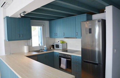 Krotiri House | Maisonette "Chrissi Akti", Sea & Sunset View, Pool, Basketball Court at Krotiri