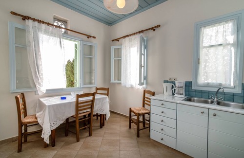 Karia House | Maisonette for a relaxing holiday by nature on Tinos Island