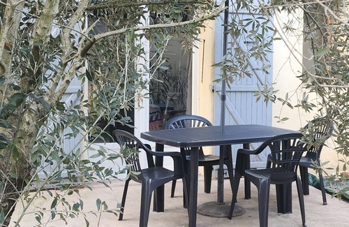 Le Thor House | MAISONETTE PROVENCALE