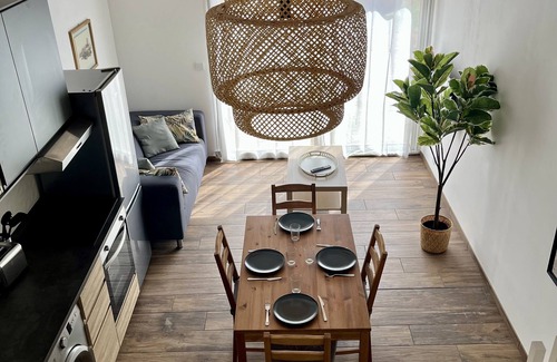 Valreas House | Maisonnette Avec Petite Forêt - Tranquillité Assurée - Idéal Jeune Famille