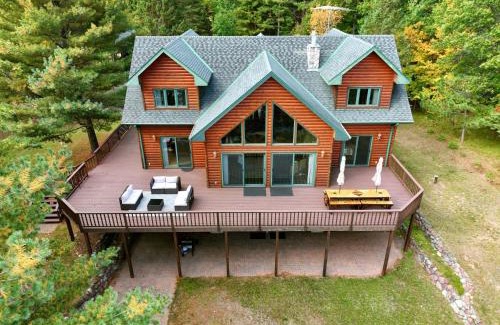 Cable House | Majestic Moose Lodge home