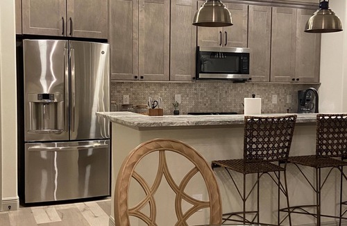 Majestic Palms Condo | Majestic Palms
