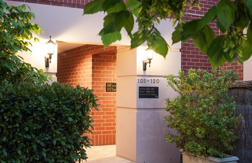 North Adelaide Apartment | Majestic Tynte Street Apartments