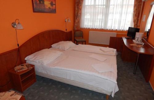 Hajduszoboszlo Bed & Breakfast | Major Panzió és Étterem