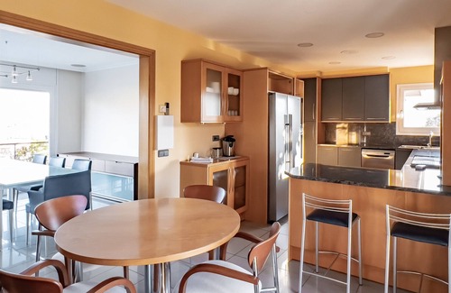 Banyoles Villa | Majordoms - Sports Villa Banyoles