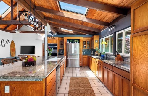 Honaunau-Napoopoo House | Maka Nui Estate private, family style home , newly renovated