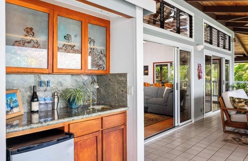 Honaunau-Napoopoo House | Maka Nui Estate private, family style home , newly renovated