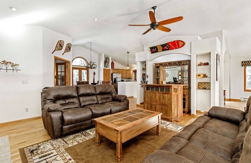 Eagle-Vail House | Make Our Pet Friendly Home Your Next Home! Enjoy the Fenced Yard, Fire Pit + Hot Tub!