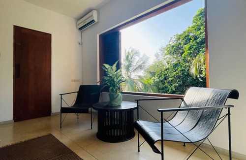 Hikkaduwa Villa | Mala Villa - self-catering - pool - housekeeper