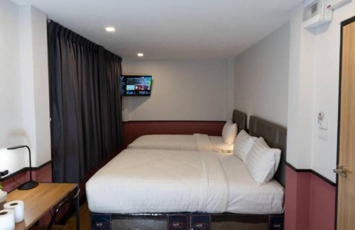 Chana Songkhram House | Malades House