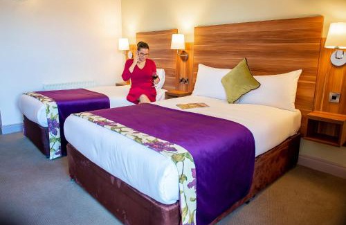 Oranmore Hotel | Maldron Hotel & Leisure Centre, Oranmore Galway