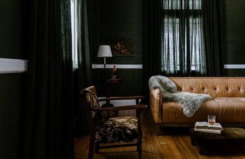 Maleny Hotel | Maleny Lodge