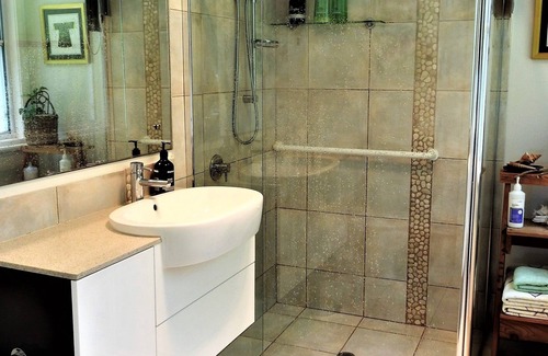 Balmoral Ridge House | Maleny Secret. Glorious Location, Luxury Accommodation