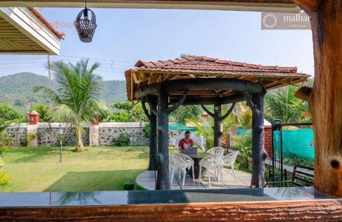 Murud Bed & Breakfast | Malhar Villa -Kashid
