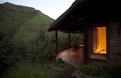 Butha Buthe Cabin | Maliba Lodge Mountain Chalet Twin