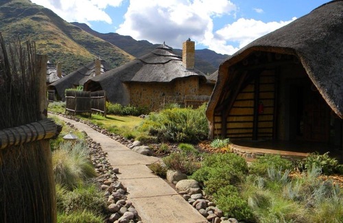 Butha Buthe Cabin | Maliba Lodge Mountain Chalet Twin