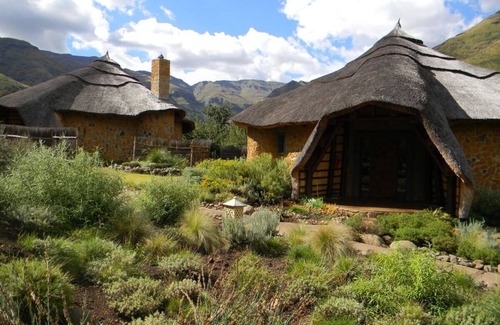 Butha Buthe Cabin | Maliba Lodge Mountain Chalet Twin