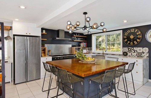 Lake Cathie House | Malibu Beach House - 124 Chepana St Lake Cathie