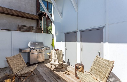 Malibu House | Malibu Beach House Getaway On Private Beach! August Special DISCOUNT!