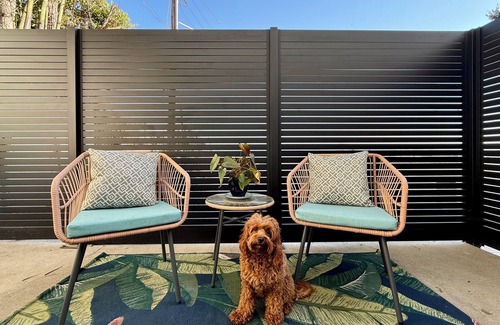Eastern Malibu Apartment | Malibu PCH - across the street from the ocean!