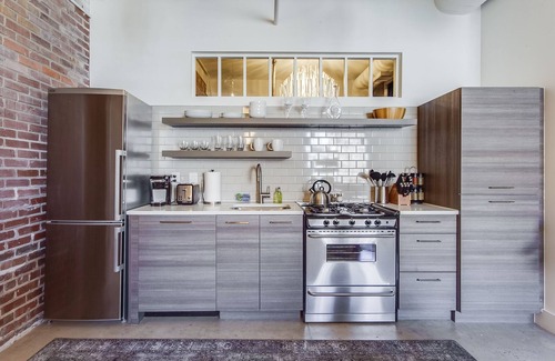 Old Fourth Ward Apartment | Malibu Retreat by Atlanta Luxury Rentals
