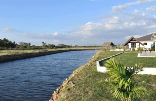 Nadi Villa | Malibu Water Front Villas