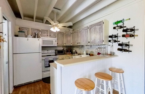 Selbyville House | Mallard Lakes townhouse w/community pool, tennis & basketball court