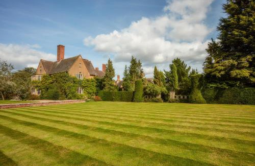 Bishops Tachbrook House | Mallory Court Country House Hotel & Spa
