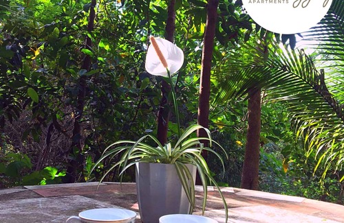 Mariveles Apartment | Malunggay Apartments