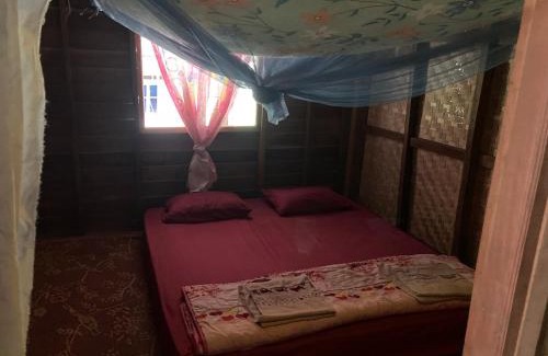 Salavan Province House | Mama Pap - Tad Lo