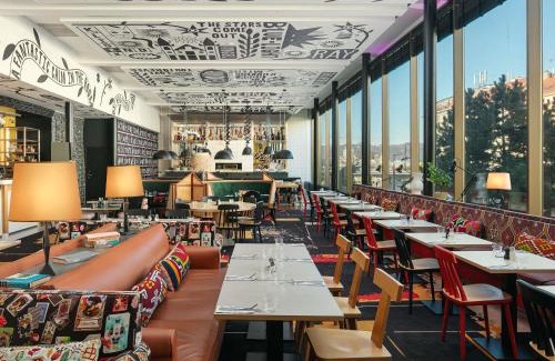 Holesovice Hotel | Mama Shelter Prague
