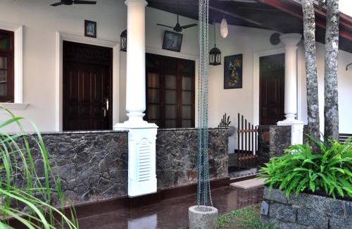 Thiranagama Villa | Mama Villa Hikkaduwa