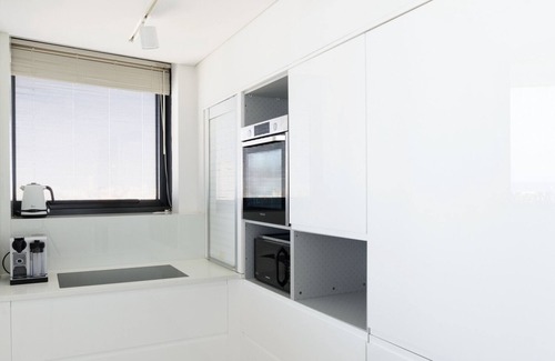 Bat Yam Apartment | MAMAD Bat Yam Luxury Apt Terrace & Sea View by FeelHome