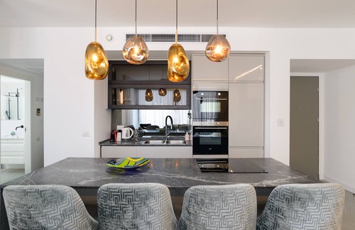 Kerem HaTeimanim Apartment | MAMAD High End 2BR with City & Sea View by FeelHome