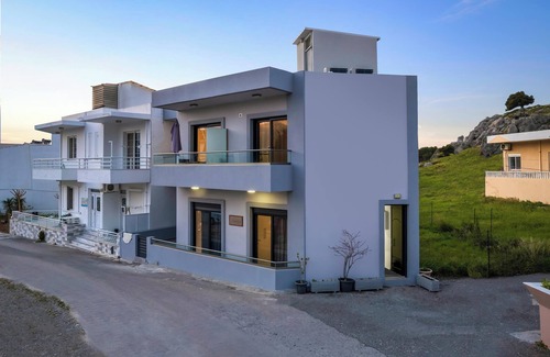 Haraki Apartment | MaMas Apartment-Poiessa