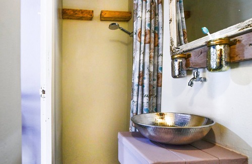 Santa Cruz Bed & Breakfast | Mammaloe's Lavender