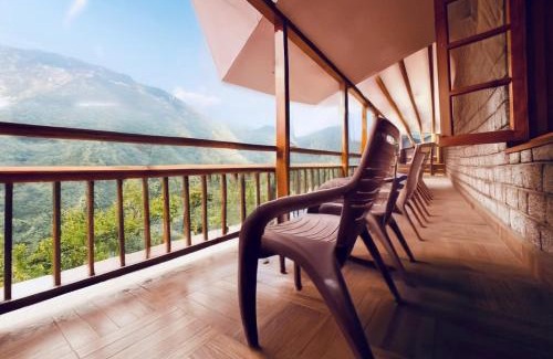 Vashist Hotel | Manali Heritage Hotel - Guaranteed Best Price Hotel