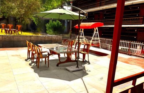 Vashist Hotel | Manali Heritage Hotel - Guaranteed Best Price Hotel