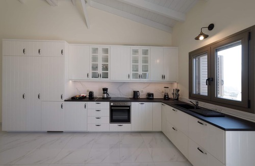 Lefktron Villa | Manazil Mani Luxury villas - 3 bedroom villas with panoramic sea & mountain view