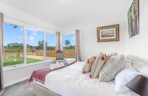 Cremorne House | Mandalay Beach House on Pipe Clay Lagoon