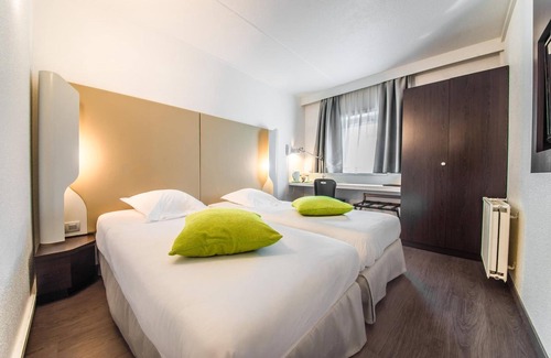 Senningerberg Hotel | Mandarina Luxembourg Airport Hotel