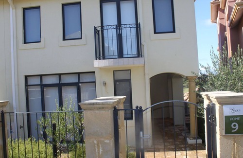 Dawesville Villa | Mandurah Beach & Golf Luxury Villa The Links Dawesville Port Bouvard