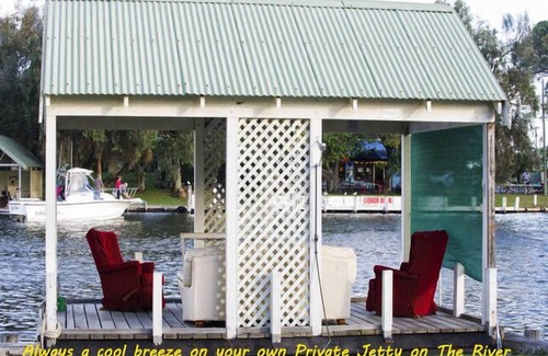 North Yunderup House | Mandurah Riverfront Holiday Rental - Own Mooring