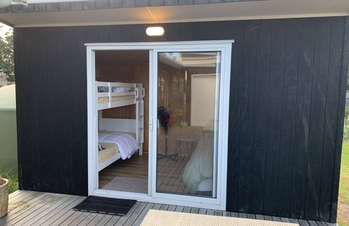 Mangawhai Heads House | Mangawhai Black Cottage
